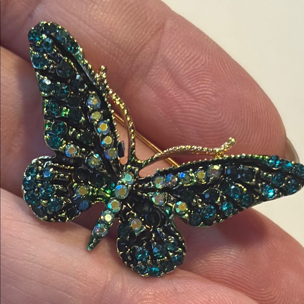 Elegant Green Butterfly Brooch
